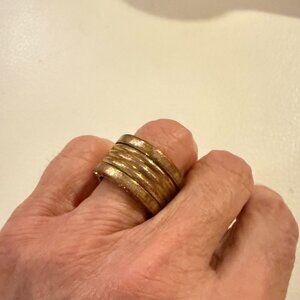 MICHAEL KORS GOLD TONE WIDE BAND LOGO RING SIZE 7 STACKED BARREL RING